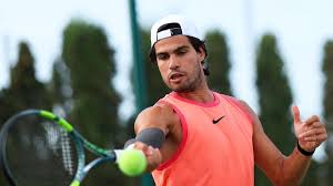 Carlos Alcaraz regresa para defender título en el Abierto de EE.UU. tras recuperarse de una lesión