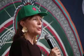 Tatiana Clouthier renunció para ir a 