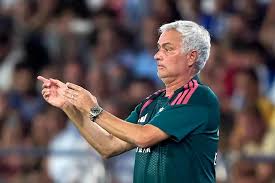 Real Madrid y la primera formación seria de Mourinho: vuelve Mbappé y debuta Konaté