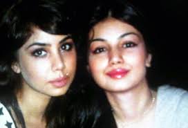 Ayesha Takia with sister Natasha Takia. (Pic credit: ayesha-takia-azmi.blogspot.com) - ayesha-natasha-big-edited