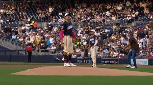 Tatis' error in right proves costly as Padres fall to Cards