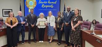 KISD Board Honors Long-Serving Employees for Dedication