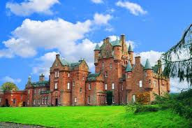 Queen Victoria, Mark Twain, and a place in royal history: the aristocratic story behind Alan Carr's new castle