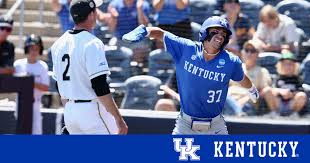 Unfazed By Critics, Kentucky Delivers Gritty Victory