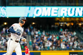 Seattle Mariners Erase Early Deficit in 6-2 Win Against Los Angeles Angels