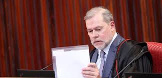 Plenário condena vereador de Medina (MG) por violência política de gênero