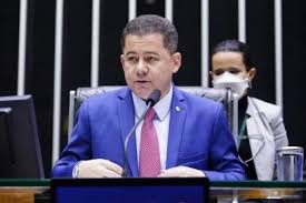 Cezinha de Madureira vendia promessa de acesso a ministros do STF, diz investigação
