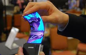 Imagini pentru telefon curbat samsung