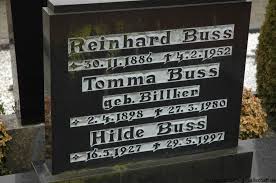 Grab von Reinhard Buss (30.11.1886-04.02.1952), Friedhof Bunde ...