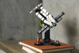 LEGO Unveils 'Project Hail Mary' Set Inspired by Upcoming Movie