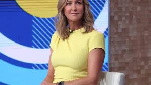 Lara Spencer's Style and Joe Buck's Double Duty Headline Entertainment News