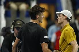 ATP 500 de Doha: Fils en demi-finales, Sinner battu