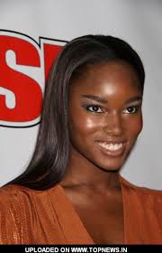 Damaris Lewis at 2009 Sports Illustrated Swimsuit Issue Party at LAX - Arrivals. Event:2009 Sports Illustrated Swimsuit Issue Party at LAX - Arrivals - DamarisLewis2
