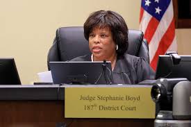 Texas commission warns San Antonio judge over livestreams, comments