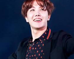 صورة جيهوب ، عضو فرقة BTS