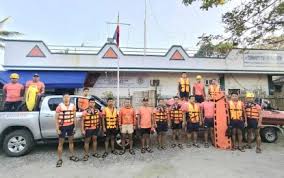 Storm surge warning up in Ilocos Norte due to TS Paolo