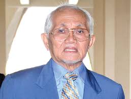 Snow-peaked: Taib Mahmud, 77, is known as pak uban, or “white-haired uncle”. Photo: AP. On February 12, Taib, as he is known, formally handed in his ... - z000_Hkg8613664-Use