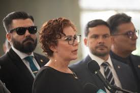 A cautela no governo Lula e na PF sobre a extradição de Zambelli