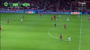 ¡Necaxa se queda con 9! Oliveros le deja recuerdito a Helinho