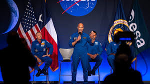 Astronauta Luca Parmitano prepara regresso da humanidade à Lua