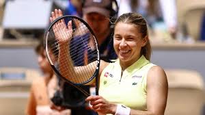 Qualifier Chwalinska continues her fairytale - Sabalenka squanders victory