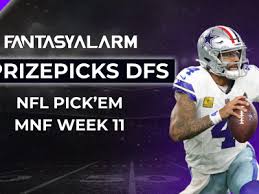 PrizePicks NFL Picks For MNF, 11/17: Player Projections & Fantasy Picks