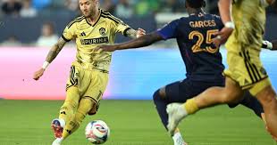 City SC runs unbeaten streak to six games with 3-1 win, moves into playoff spot