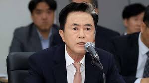 김태흠