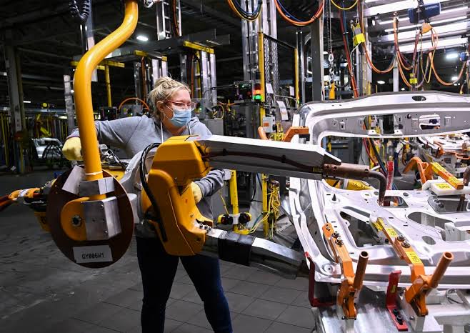 Trump threatens 50% tariffs on Canadian autos, trucks, and steel starting Jan. 1, 2027, as Carney pulls negotiators and vows dollar-for-dollar retaliation