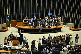 Senador Magno Malta passa mal e é encaminhado a hospital — Senado Notícias