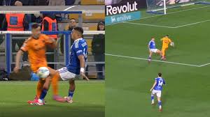 Como v Roma LIVE highlights: ready, set, go – and an immediate penalty for the Giallorossi. Massa has no doubts