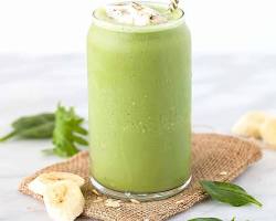 Image of matcha smoothie