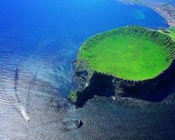 攀登城山日出峰的圖片