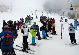 Cea mai lungă pârtie de schi din România, în staţiunea Straja, din judeţul Hunedoara