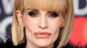 Kelly Osbourne Addresses Weight Loss Concerns Amidst Grief