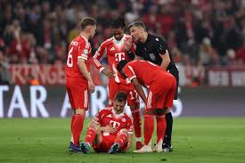 Breaking: Josip Stanišić leaves with injury as Bayern Munich trails Real Madrid 3-2