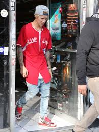 Resultado de imagem para justin bieber 2015 instagram