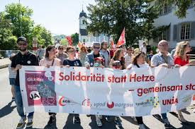 Umzüge, Reden, Demonstrationen: Das läuft am 1. Mai im Kanton Aargau
