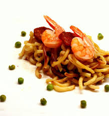 Résultat de recherche d'images pour "poele de crevettes au chorizo"