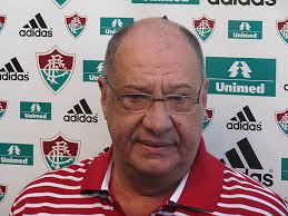 Ricardo Tenório assumiu o cargo de vice-presidente nesta quinta-feira, no lugar de Tote Menezes, mas o futebol do Fluminense deverá ser comandado por uma ... - 0,,21349782-EX,00
