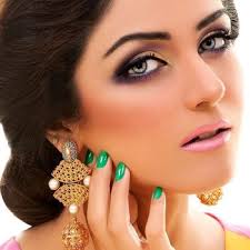 Makeup Guide For Eid-ul-Fitr. Tell your friends! Makeup Guide For Eid-ul-Fitr. Posted on Aug 1st, 2013 | Comments (0) &middot; Beauty Tips, Eid Celebrations - makeup_guide_for_eid_ul_fitr