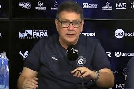 Presidente do Remo expõe bastidores e diz: “Ninguém quer sair…”