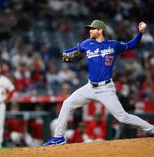 Dodgers call up Charlie Barnes, option Wyatt Mills