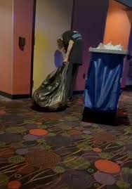 Tennessee AMC theater worker, 85, receives $146K from strangers for retirement after viral video