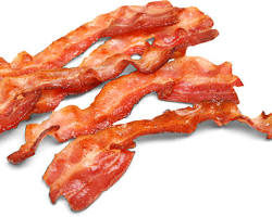 รูปภาพprocessed meats: bacon, hot dogs, sausage