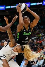 Nneka Ogwumike's Dominance and the Seattle Storm's Promising Season