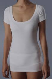 Résultat de recherche d'images pour "form fitting undershirts  female"