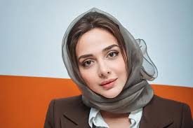 المیرا دهقانی