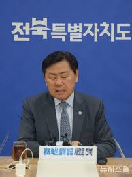 김관영 전북지사 무소속 출마 여부 "다음주 입장 밝힐 것"