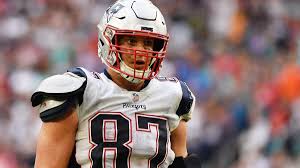 Patriots 从未退役Gronkowski 87号的底层逻辑：号码不是荣誉，是球队可以反复出租的数字资产
